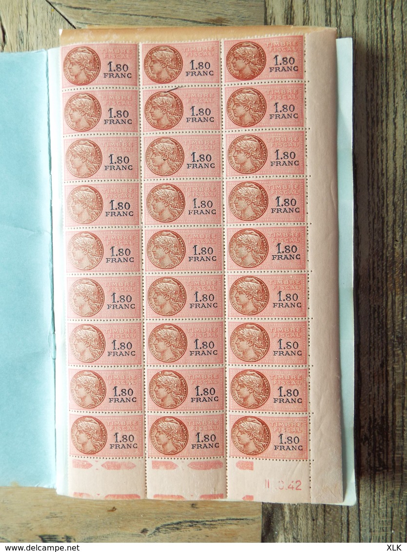 France 1942/1943 - 230 Timbres Fiscaux Neufs Daté Avec N° Au Dos Et Autres - Prix De Départ 5€ - Neufs