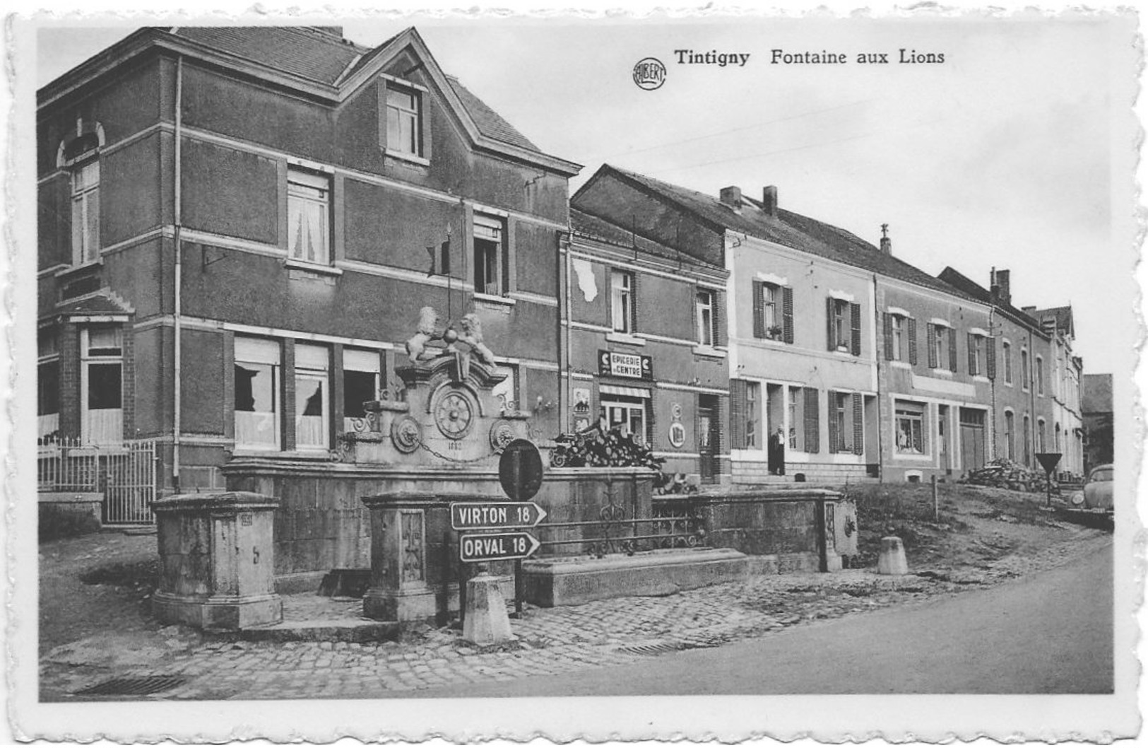 Tintigny Fontaine Aux Lions - Tintigny
