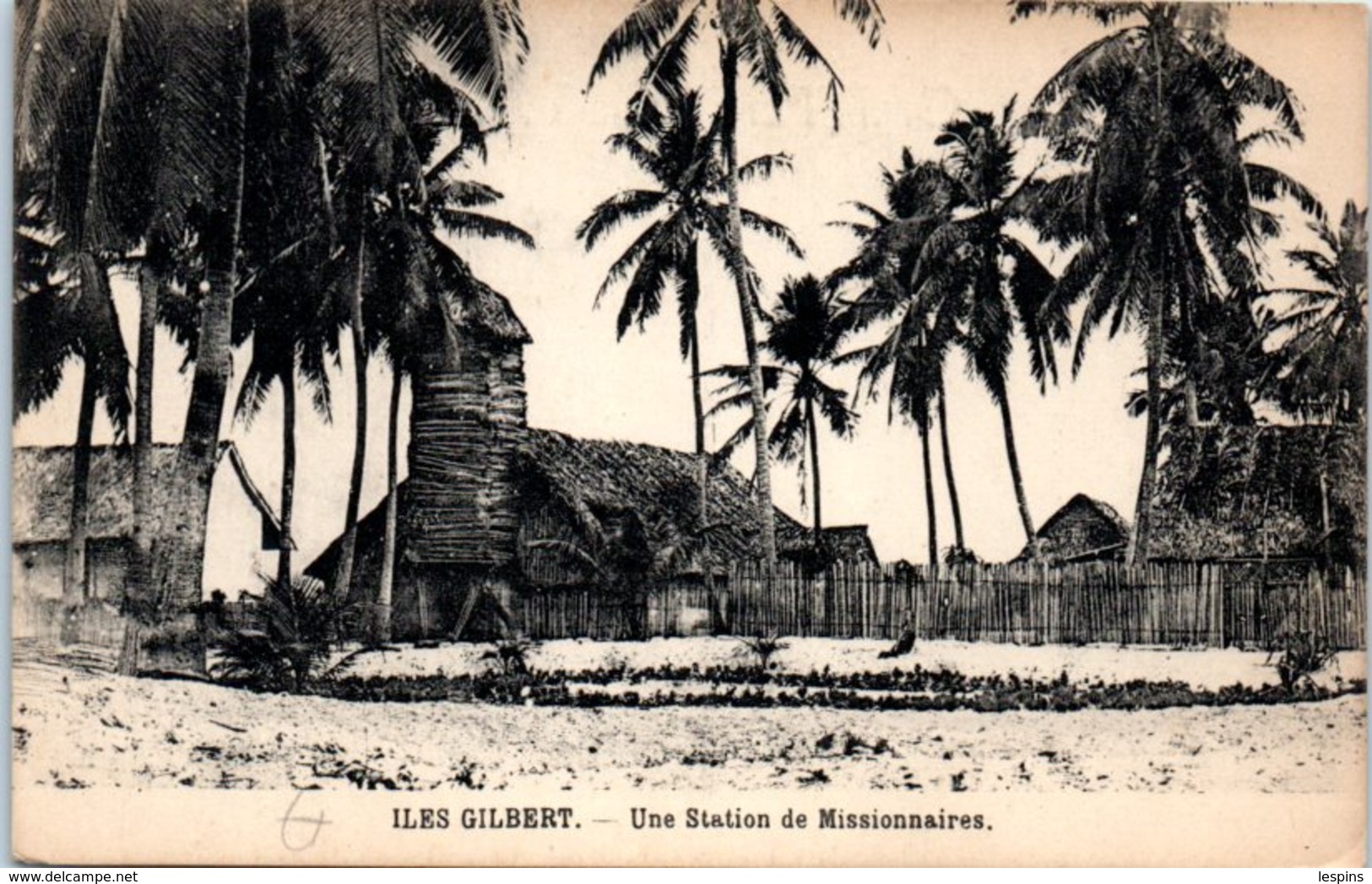OCEANIE -- KIRIBATI --  Iles Gilbert - Une Station De Missionnaires - Kiribati