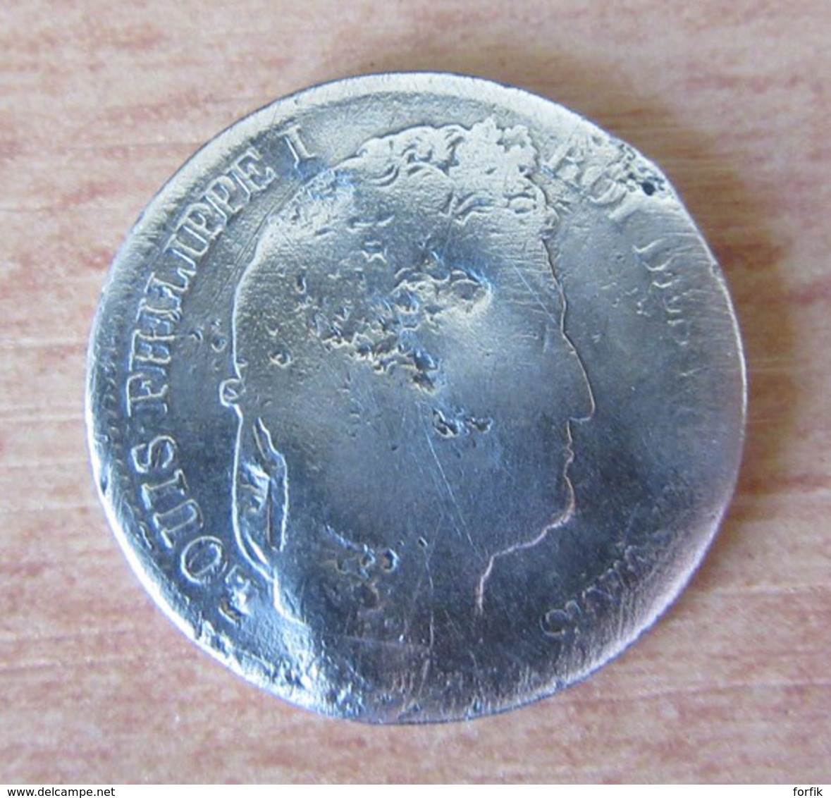France - 3 Monnaies : 1 Franc Louis Philippe 1833 A (mauvais état), 50 Cts Semeuse 1913 Et 5 Francs Lavrillier 1947 B - Collections