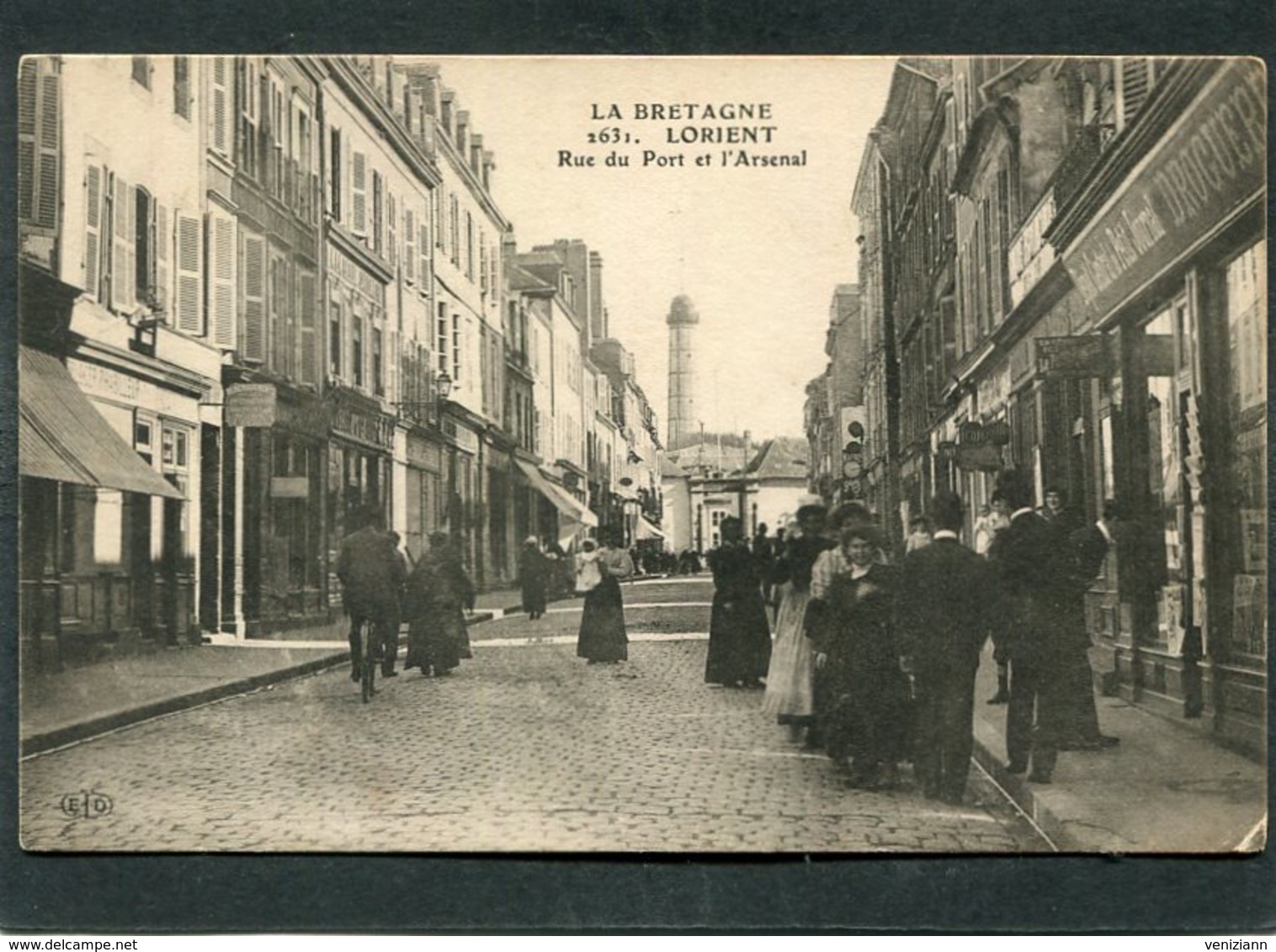 CPA - LORIENT - Rue Du Port Et L'Arsenal, Très Animé - Lorient