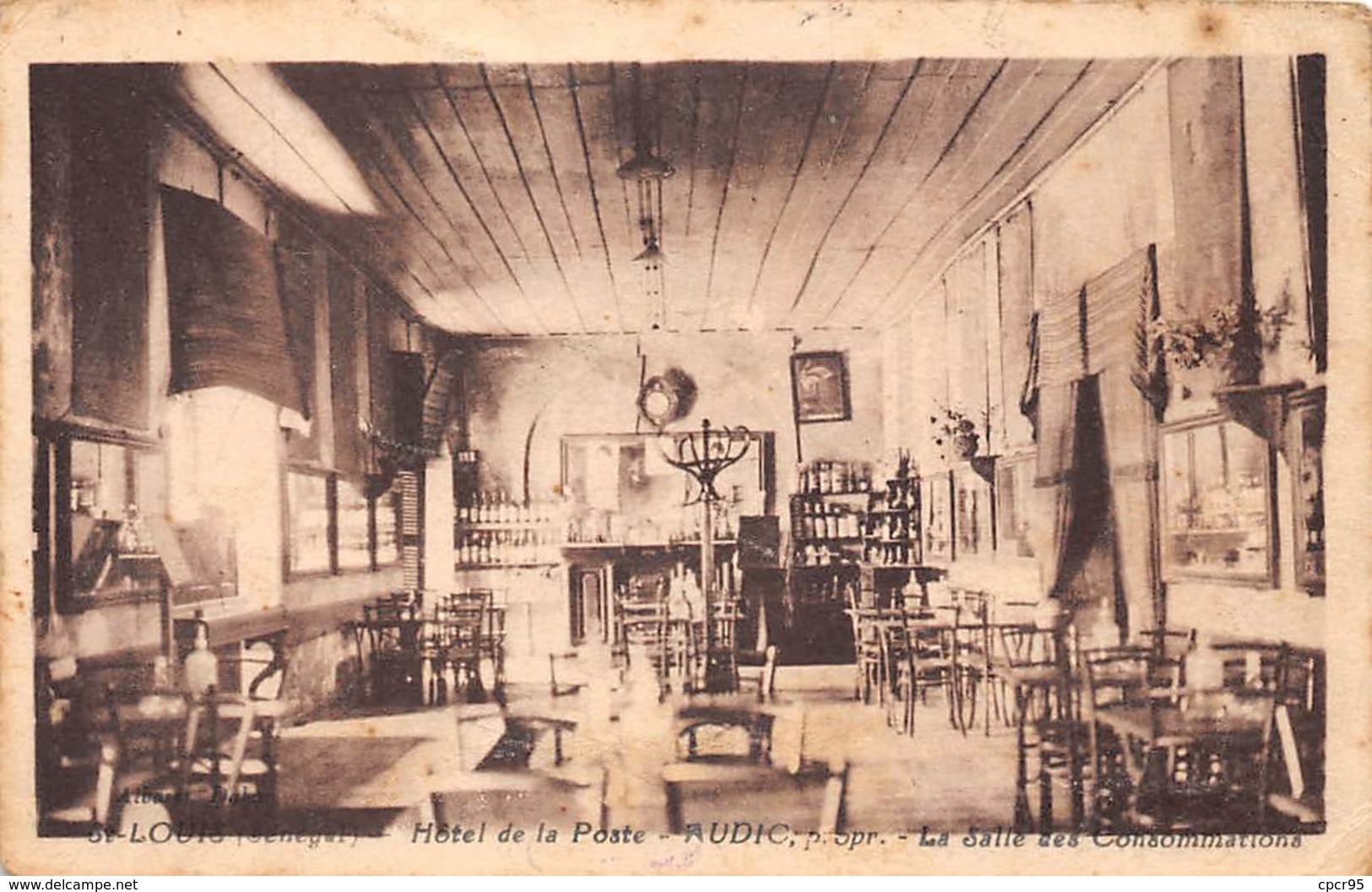 SENEGAL. N° 53763. SAINT-LOUIS. Hotel De La Poste. AUDIC. La Salle Des Consommations - Sénégal