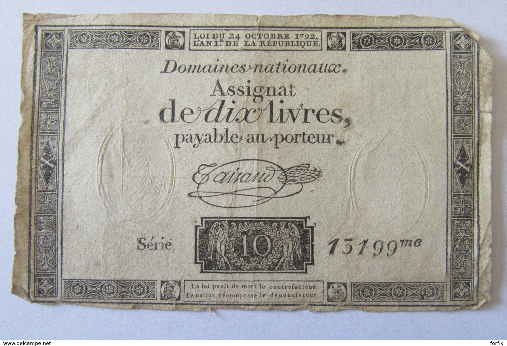 France - 2 Assignats De 10 Livres Série 13199 Et 13251 - Signature Taisaud - Vers 1792 - Assignats