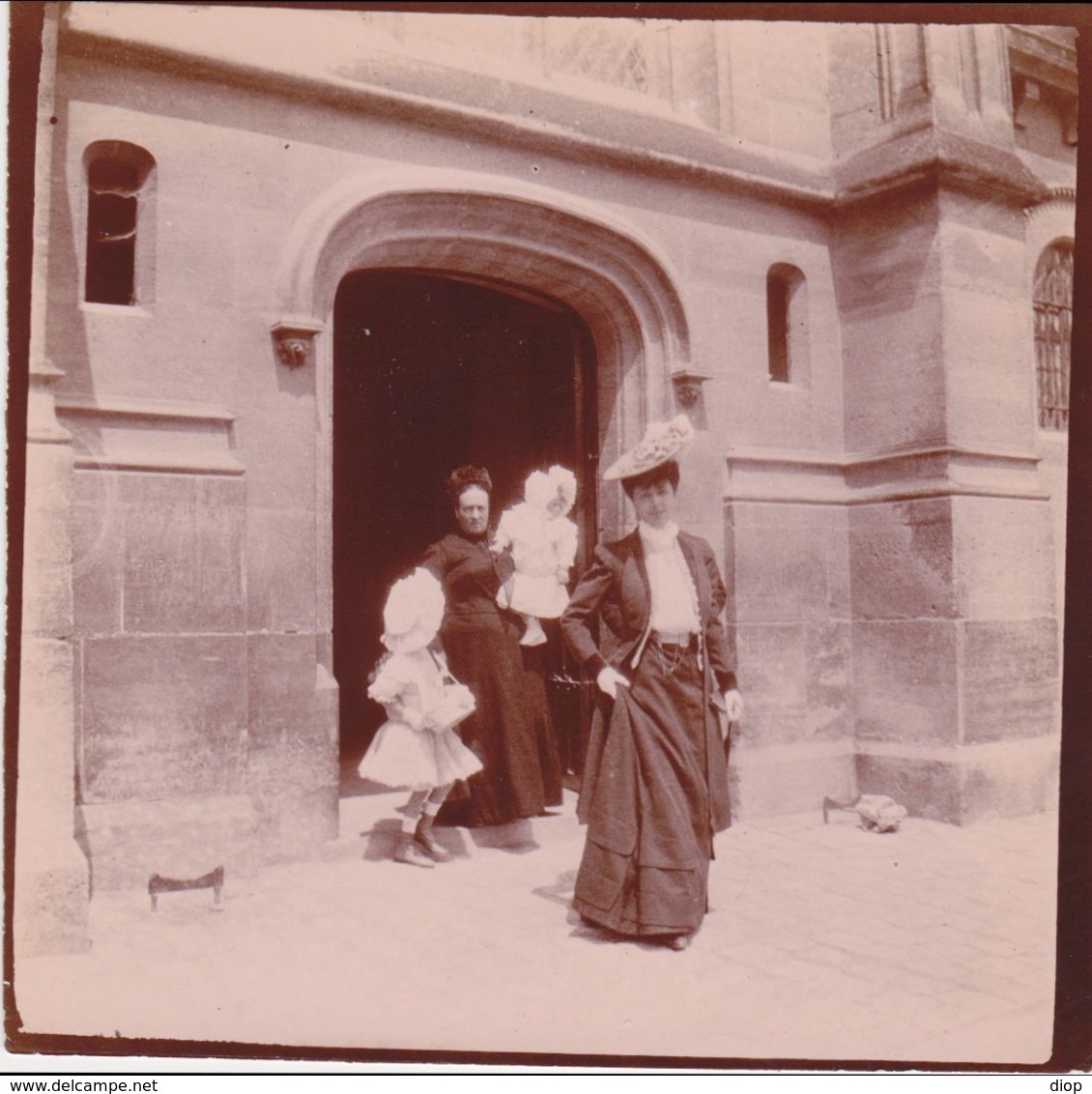 Photographie Anonyme Vintage Snapshot Femme Mode Fashion Chic Bourgeoisie - Sonstige & Ohne Zuordnung