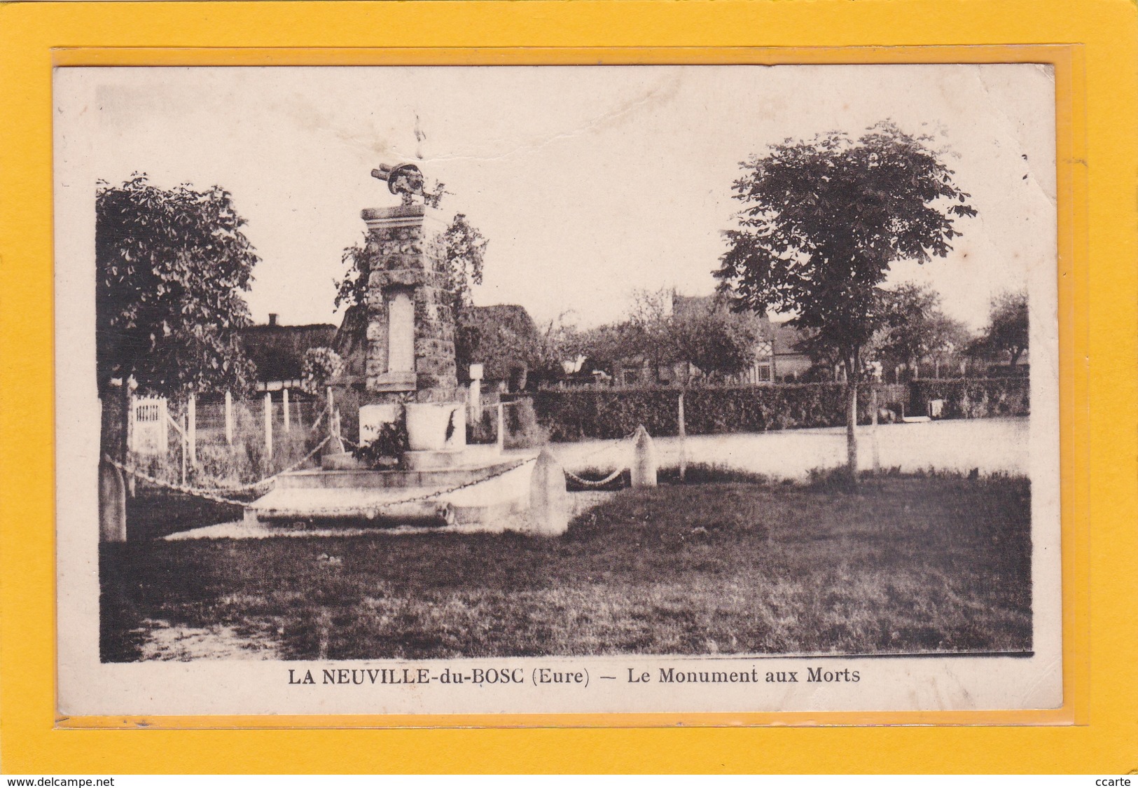 LA NEUVILLE-du-BOSC -27- Le Monument Aux Morts - Autres & Non Classés