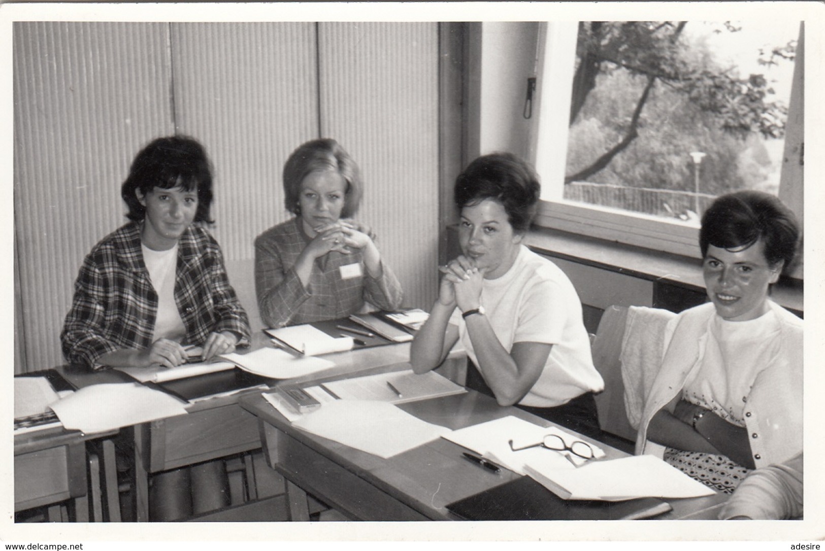 FRAUEN In Der HWS 1957?, Fotokarte - Fotografie