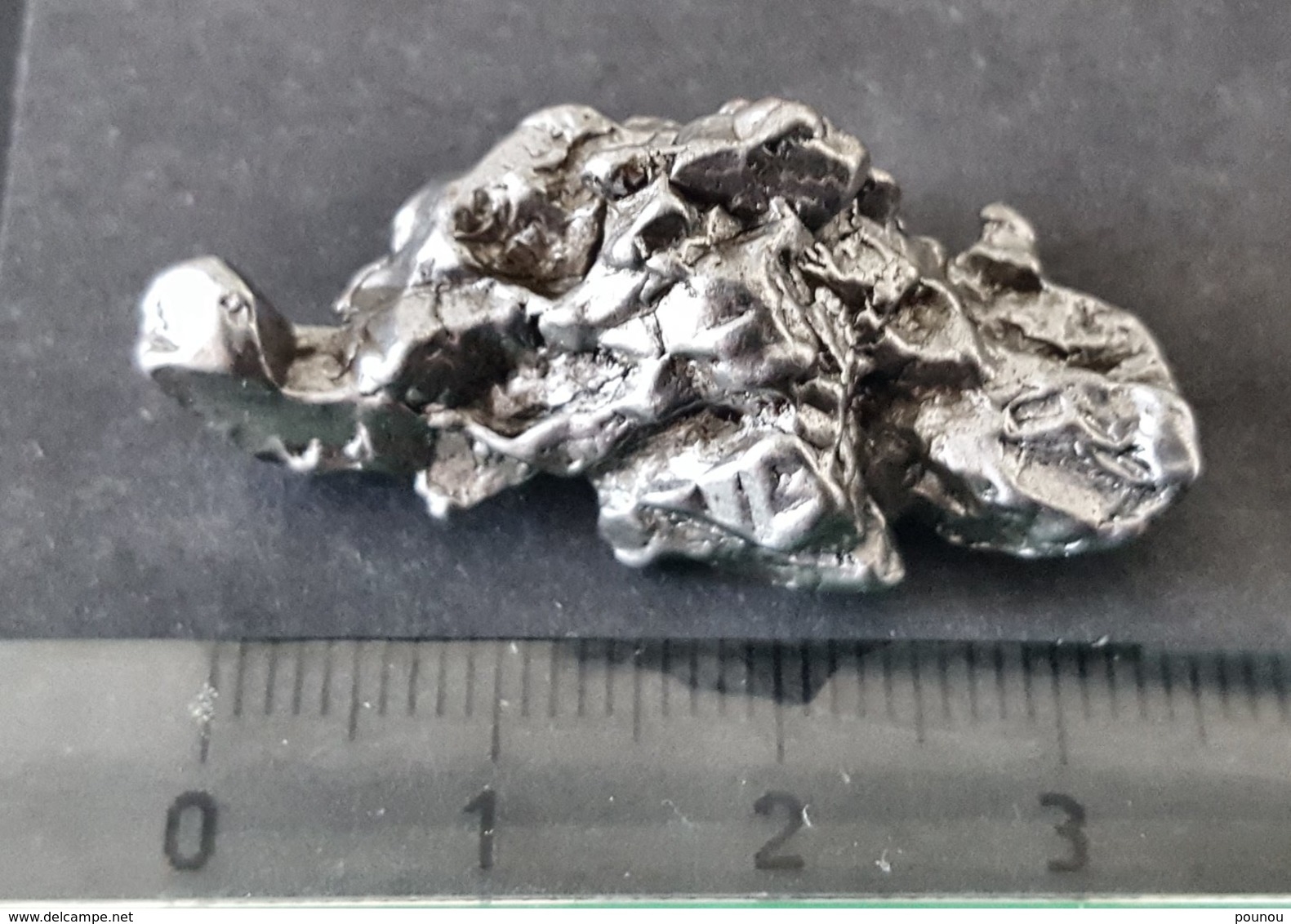 - MÉTÉORITE - CAMPO DEL CIELO - TOP QUALITÉ - 16.70 G (53) - Meteorites