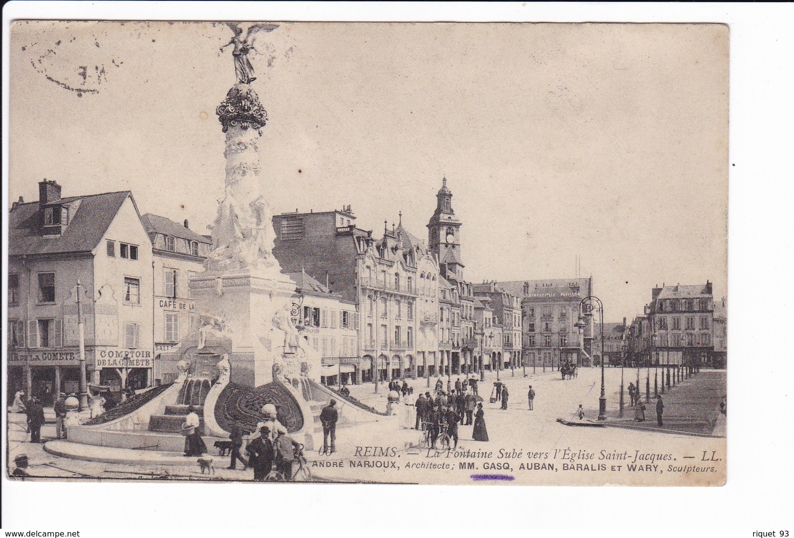 65 - REIMS - La Fontaine Subé Vers L'Eglise Saint-Jacques - Reims