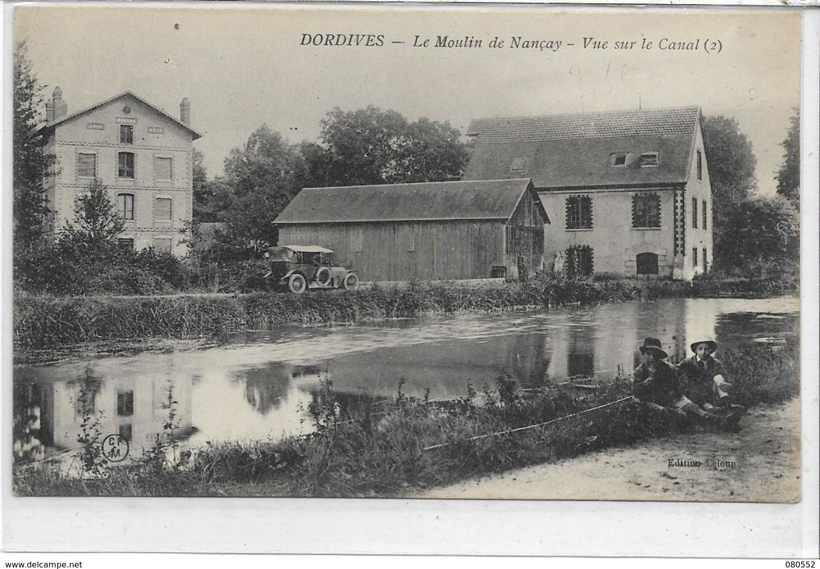 45 DORDIVES . Le Moulin De Nançay Animé , Vue Sur Le Canal , Voiture Ancienne , édit : Leloup , Années 10 , état Extra - Dordives