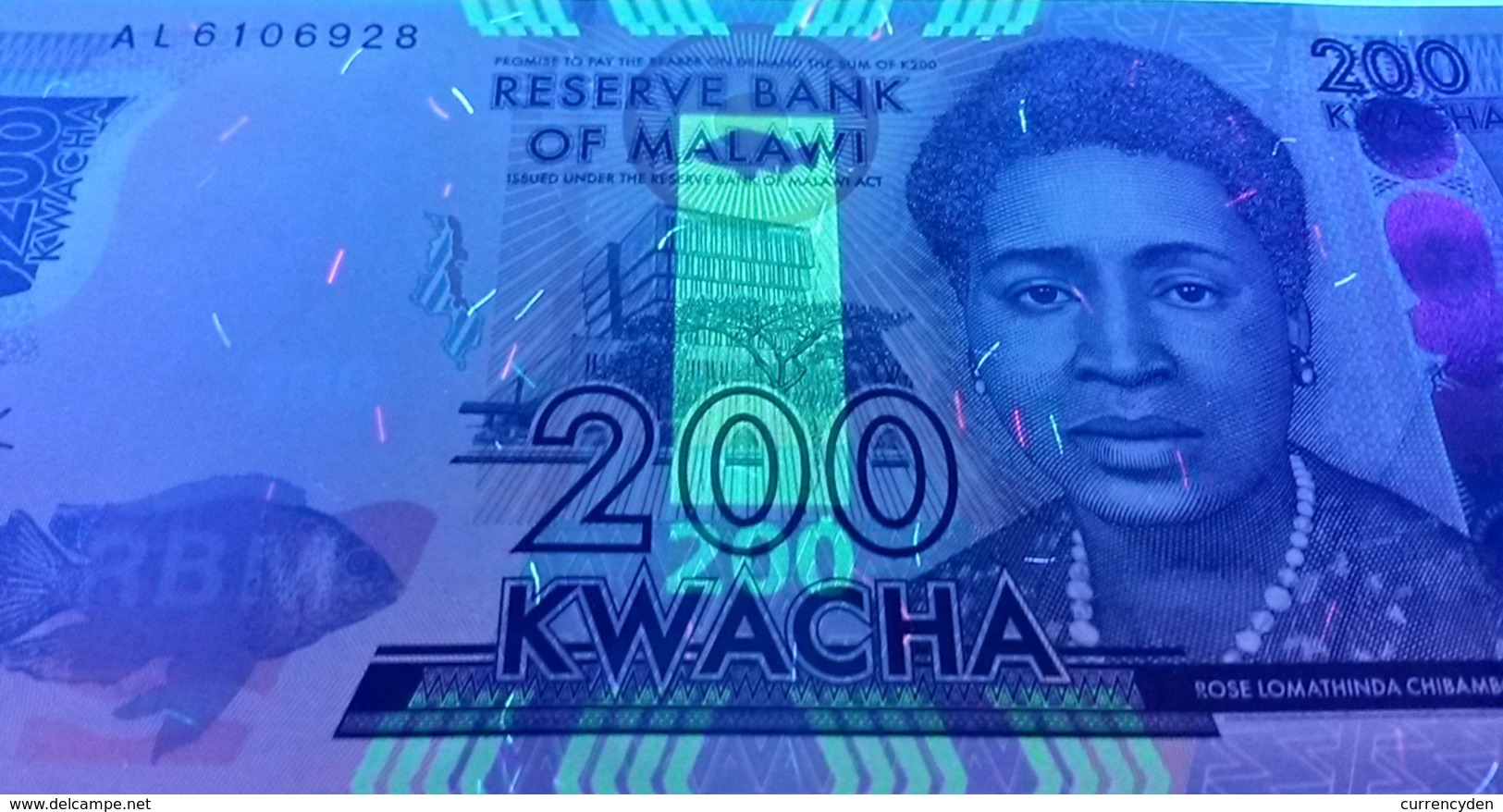 Malawi P-NEW, 200 Kwacha, Rose Lomathinda Chibambo, Fish HOLOGRAM UNC See UV &wm - Malawi