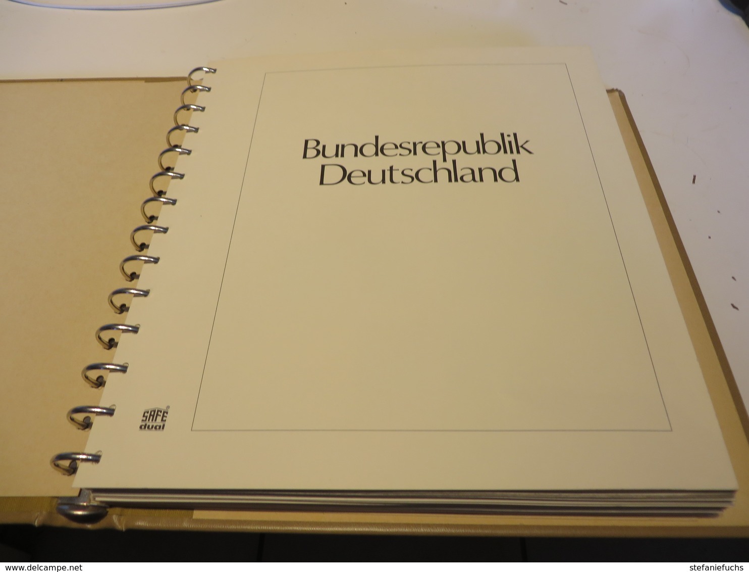 DEUTSCHLAND  BUND  1949 Bis 1974 SAFE-VORDRUCKTEXT Mit Ein Posten O /  ** / MARKEN Im BINDER - Sammlungen (ohne Album)