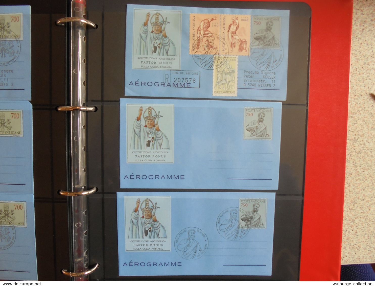 VATICAN TIMBRES+BLOCS+FDC JOLIE COLLECTION (2444) 1 KILO 900