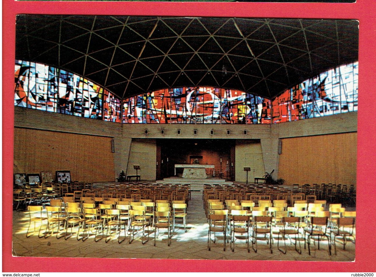 CHARTRES EGLISE SAINT JEAN BAPTISTE DE RECHEVRES INTERIEUR VITRAUX CARTE EN TRES BON ETAT - Chartres