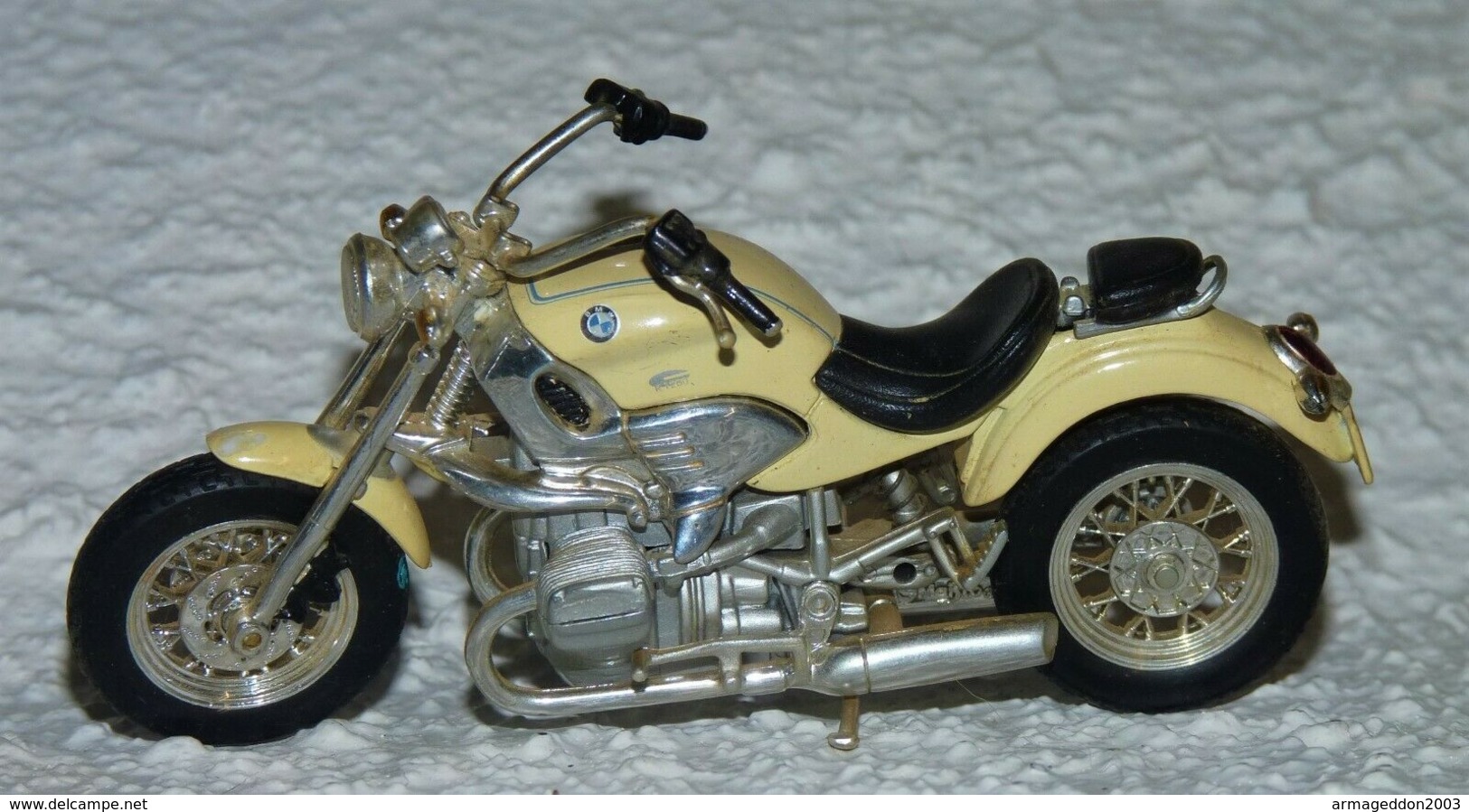 MAISTO MOTO 1/18 BMW R1200 C TBE - Moto