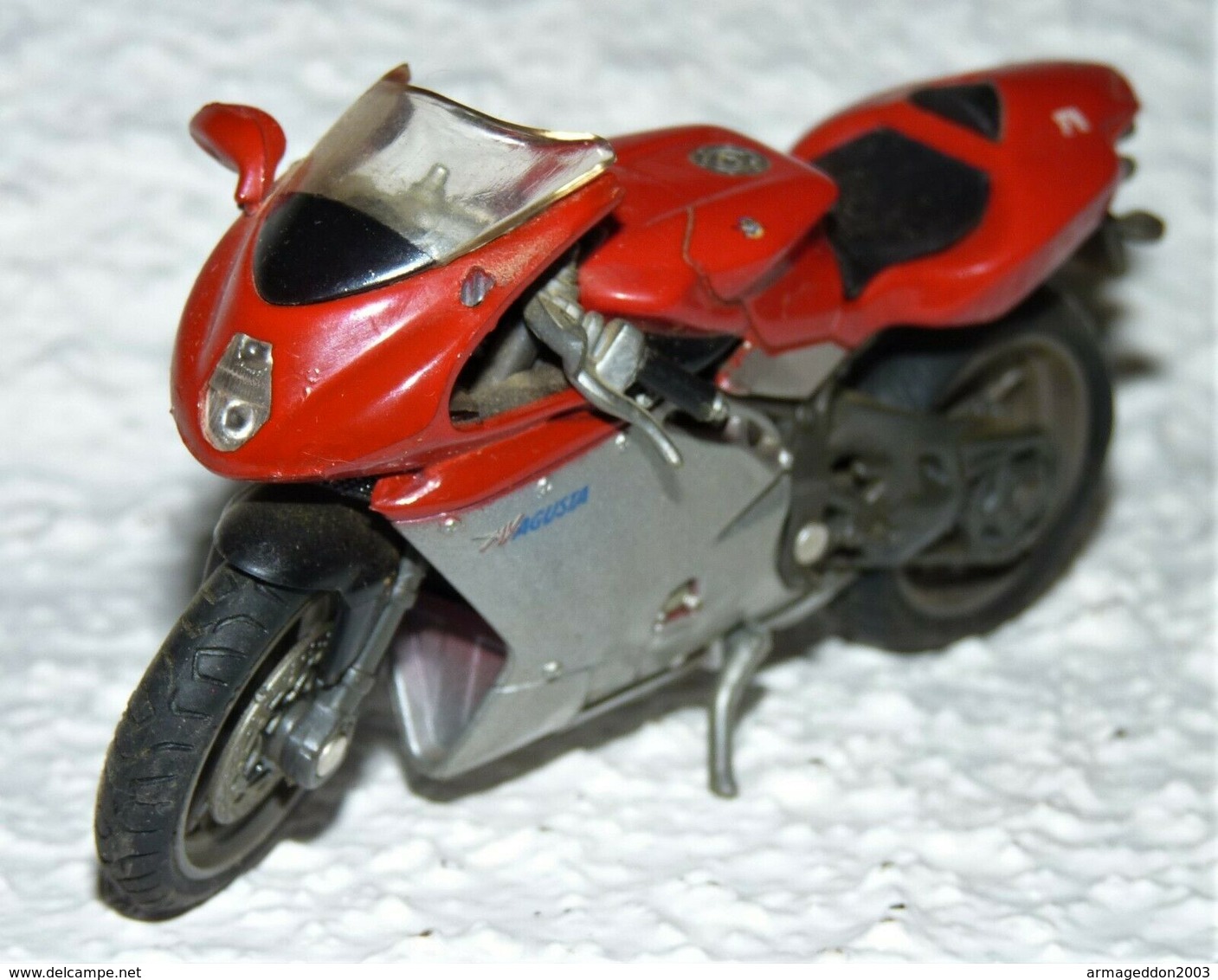 MAISTO MOTO 1/18 MV AGUSTA F4 TBE - Moto