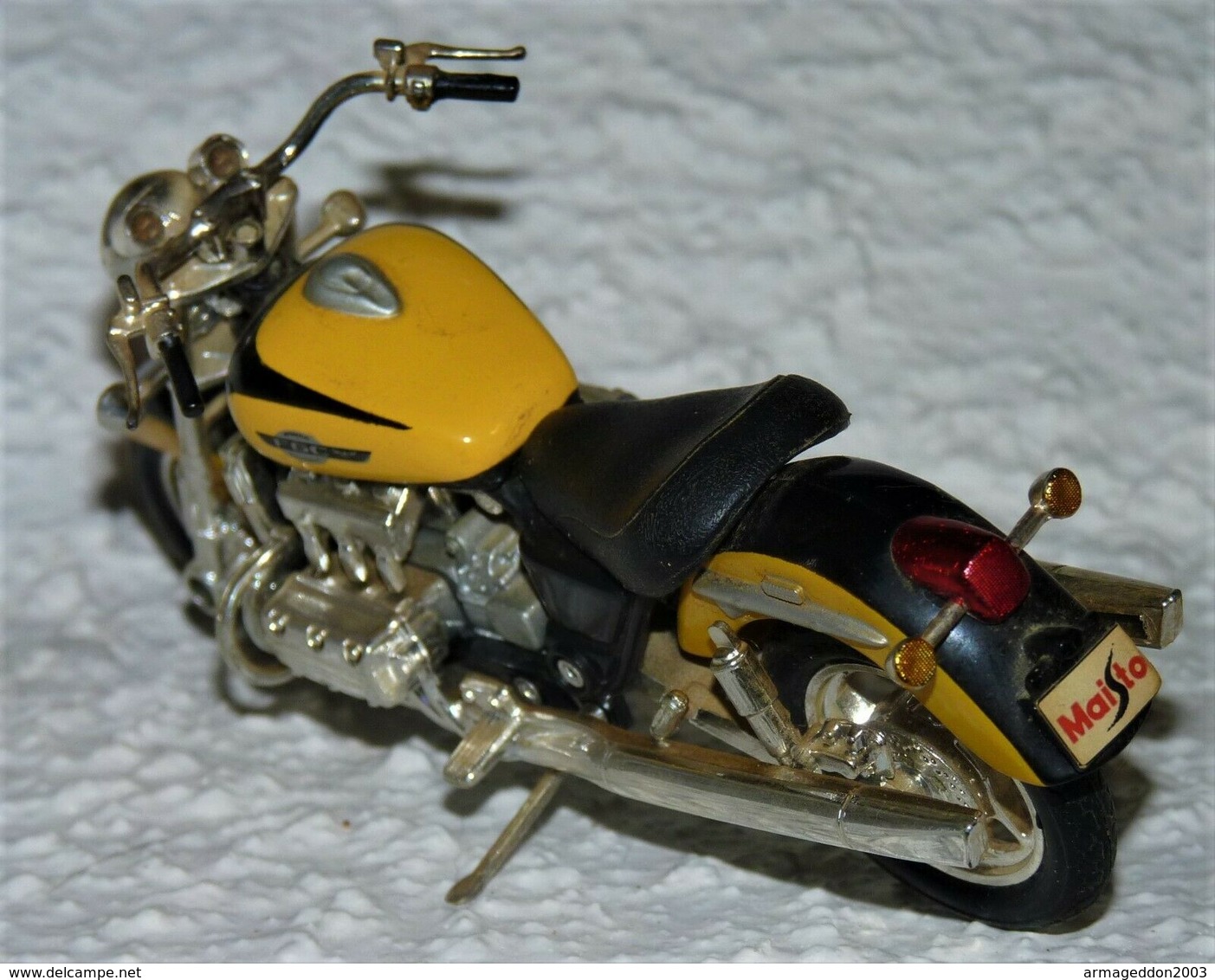 MAISTO MOTO 1/18 HONDA F6C TBE - Motorfietsen