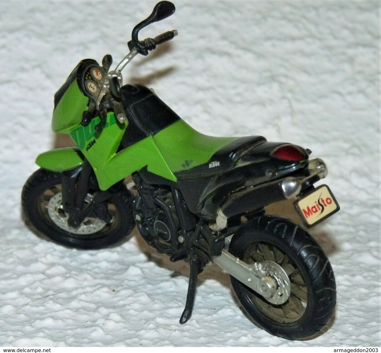 MAISTO MOTOCROSS 1/18 DUKE KTM TBE - Motos