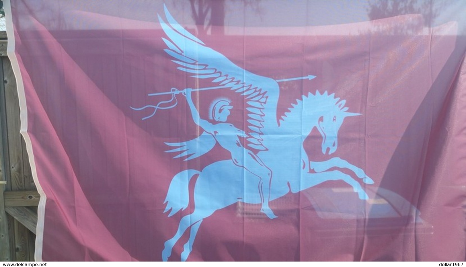 AIRBORNE VLAG/ FLAG MET PEGASUS SYMBOOL – 100 X 150 CM. - Foto"s For Condition , New / Nouve.  ( Originaal) - Flaggen
