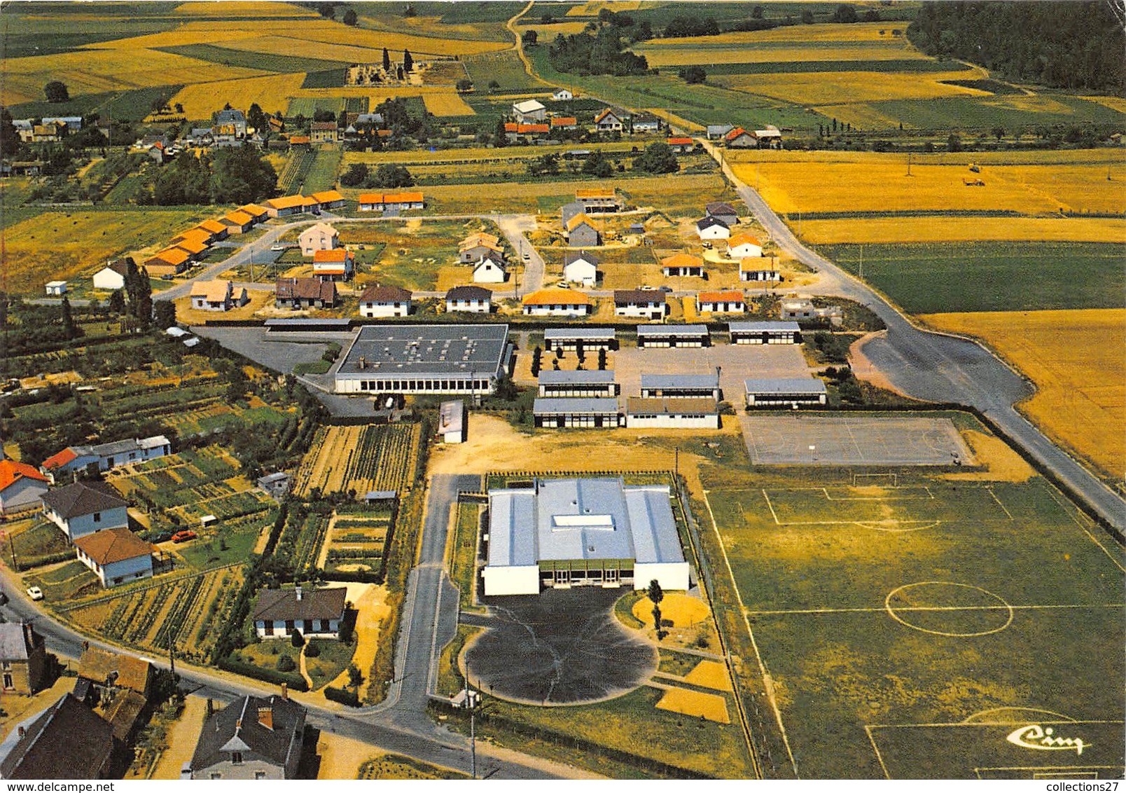 86-VOUNEUIL-SUR-VIENNE- - VUE AERIENNE GROUPE SOCLAIRE ET LES NOUVEAUX LOTISSMENTS - Vouneuil Sur Vienne