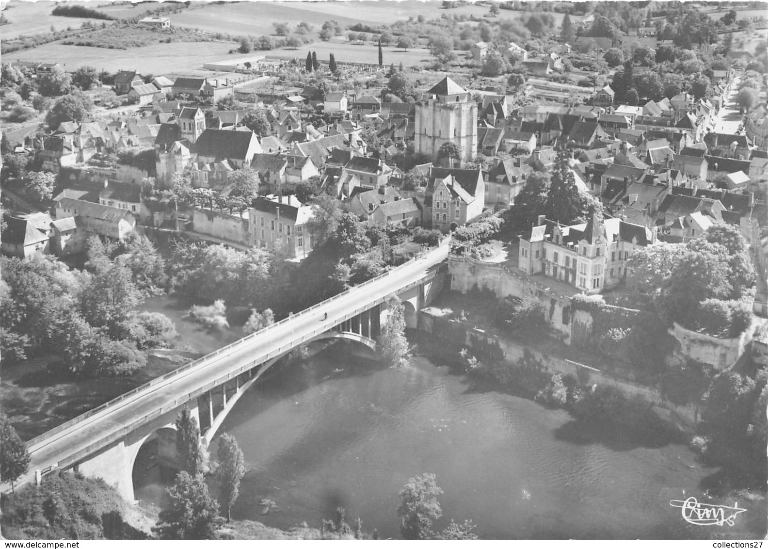 86-LA-ROCHE-POSAY-LES-BAINS- VUE AERIENNE - La Roche Posay