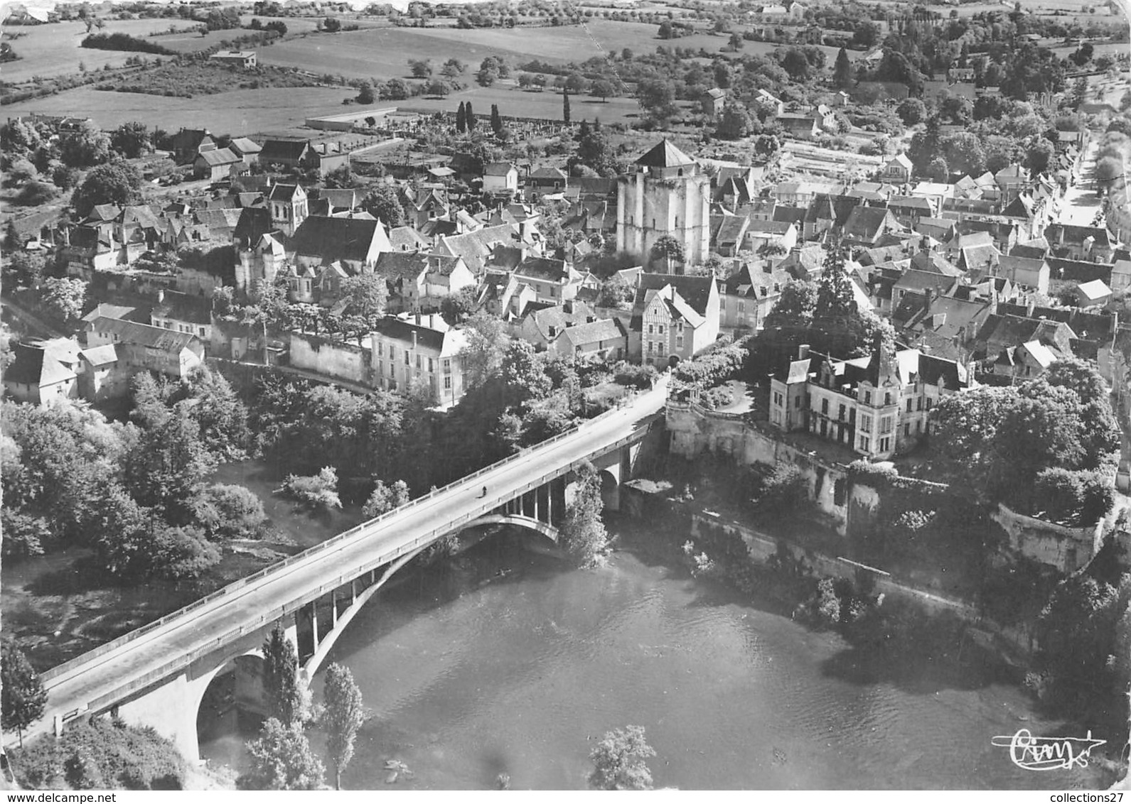 86-LA-ROCHE-POSAY-LES-BAINS- VUE AERIENNE - La Roche Posay