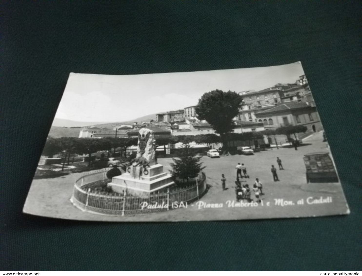 MONUMENTO AI CADUTI  Padula Salerno Piazza Umberto I CAMION GRUPPO BAMBINI PIEGHE - Monumenti Ai Caduti