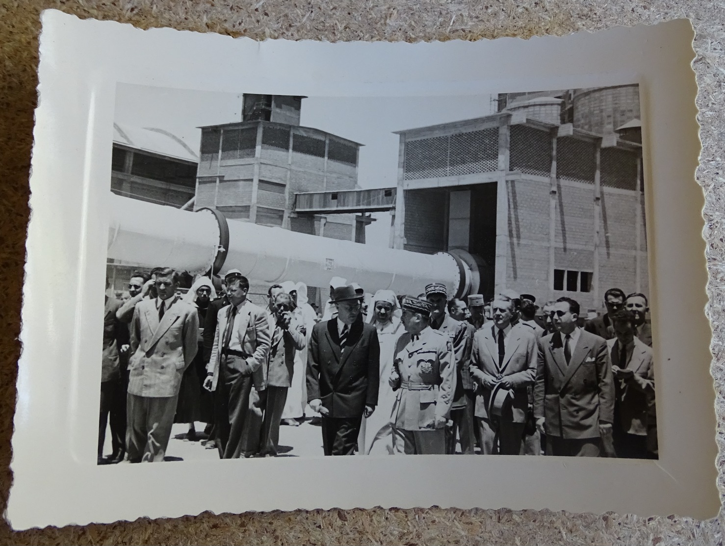 Ancienne Photo Inauguration Officielle De L'usine De Cadem Meknes Maroc - Lafarge 15 Mai 1953 - Profesiones