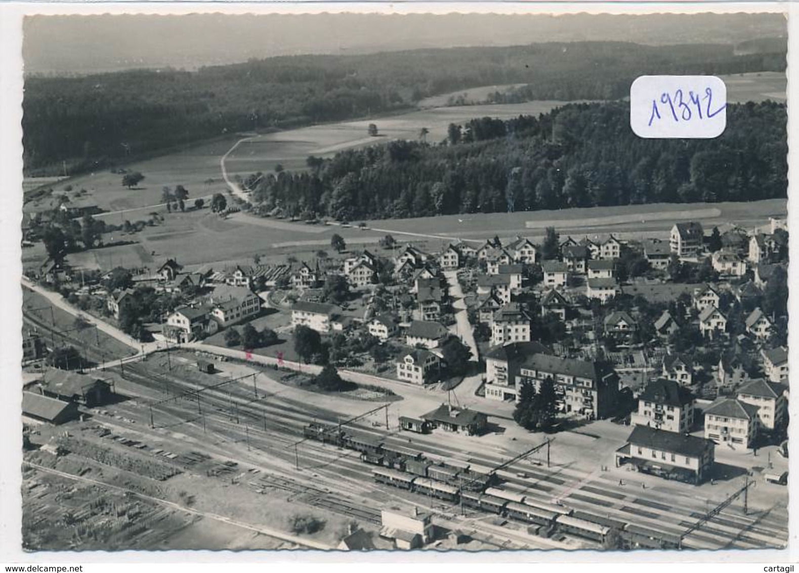 CPM GF  -19342-Suisse-Flugaufnahme Effretikon  - Vue Générale Aérienne - Envoi Gratuit - Autres & Non Classés