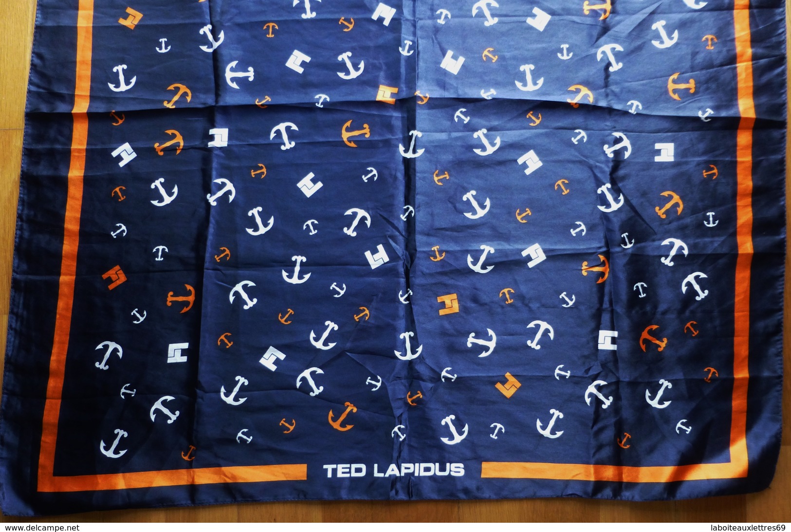 FOULARD TED LAPIDUS VINTAGE " ANCRES " - Foulards