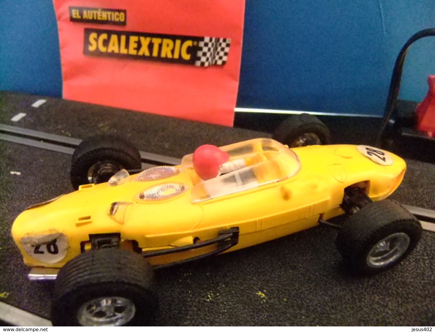 SCALEXTRIC FERRARI 156 TRIANG // AMARILLO DORSAL 28 GUIA MOVIL // MADE IN SPAIN - Circuitos Automóviles