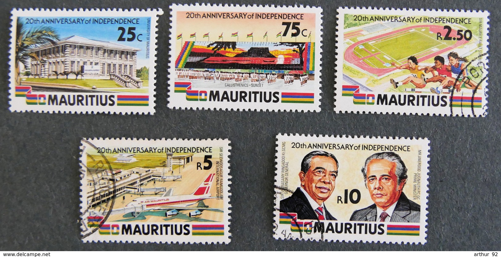 ILE MAURICE - MAURITIUS - 1988 - YT 690 à 694 - 20è ANNIVERSAIRE DE L INDEPENDANCE - Mauritius (1968-...)