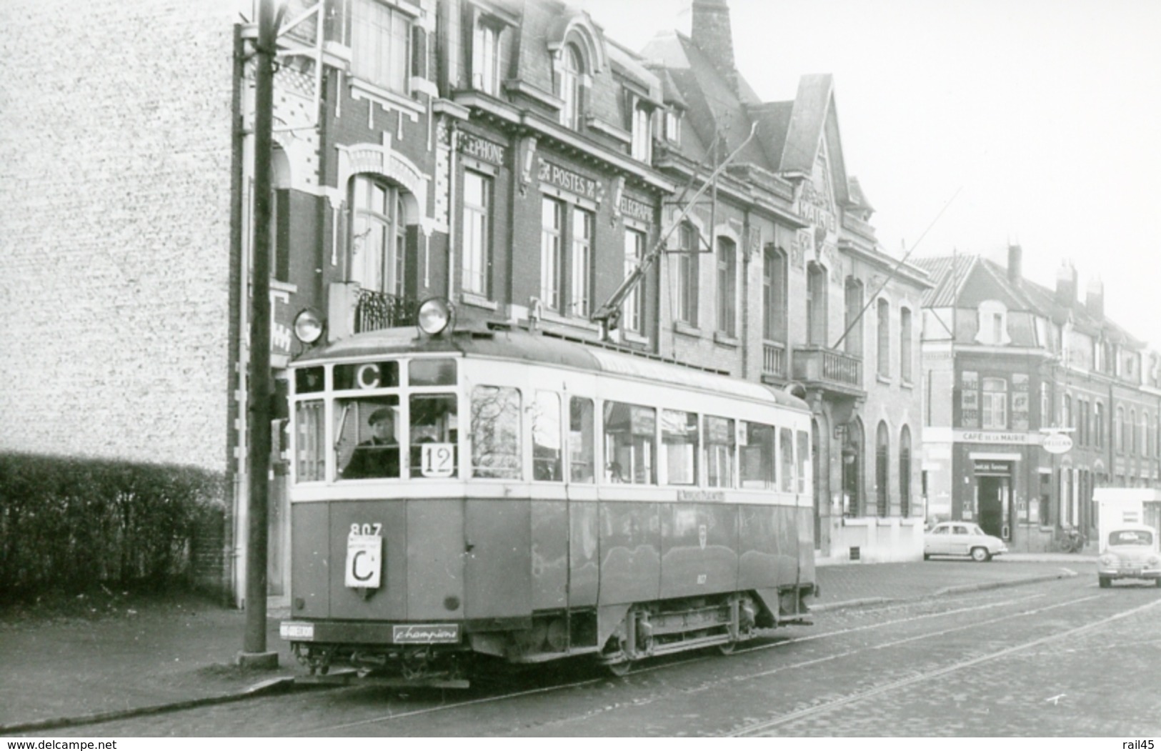 Tramways De Lille. Mairie De Saint-André. Cliché Jacques Bazin. 20-12-1958 - Tramways