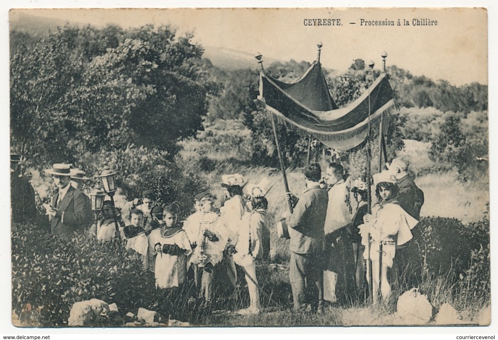 2 CPA - CEYRESTE (B Du R) - Procession à La Chilière - Id Petits Pages (2ème Choix, Défauts) - Autres & Non Classés