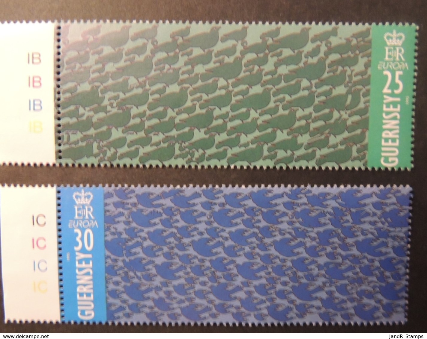 GUERNSEY 1995 EUROPA PEACE AND FREEDOM SG678-670 MNH 5 VALUES DOVES - Guernsey