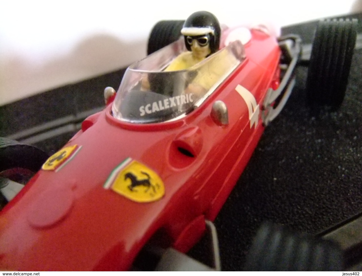 SCALEXTRIC FERRARI 156 Formula Uno / Rojo 4 - Echelle 1:32