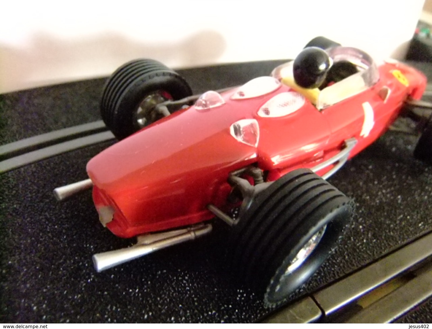 SCALEXTRIC FERRARI 156 Formula Uno / Rojo 4 - Echelle 1:32