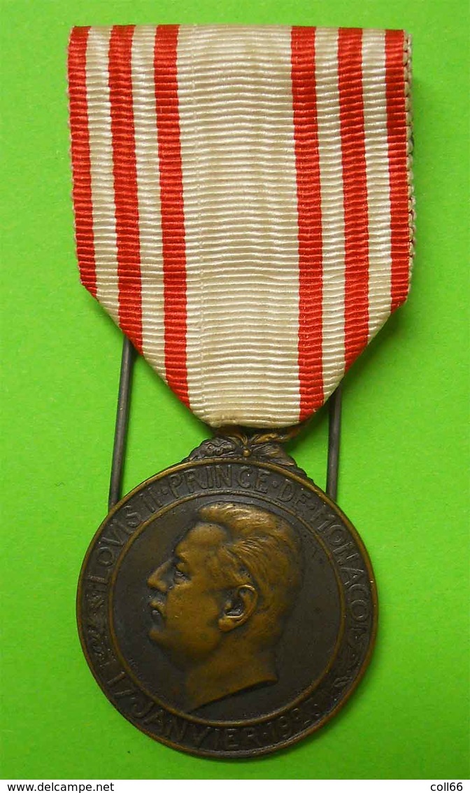 RARE Médaille Décoration Louis II Prince De Monaco 1923 Honneur Travail  Par Legastelois Avec Ruban - Autres & Non Classés