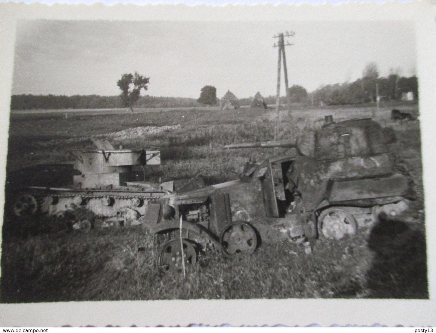 Lot 2 Photographies Originales    CHARS  D'ASSAUT  - Blindés -   9 X 6  - TBE - Vehículos