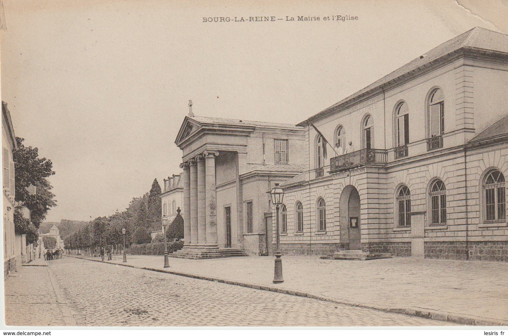 C.P.A. - BOURG LA REINE - LA MAIRIE ET L'EGLISE - PRÉCURSEUR - Bourg La Reine