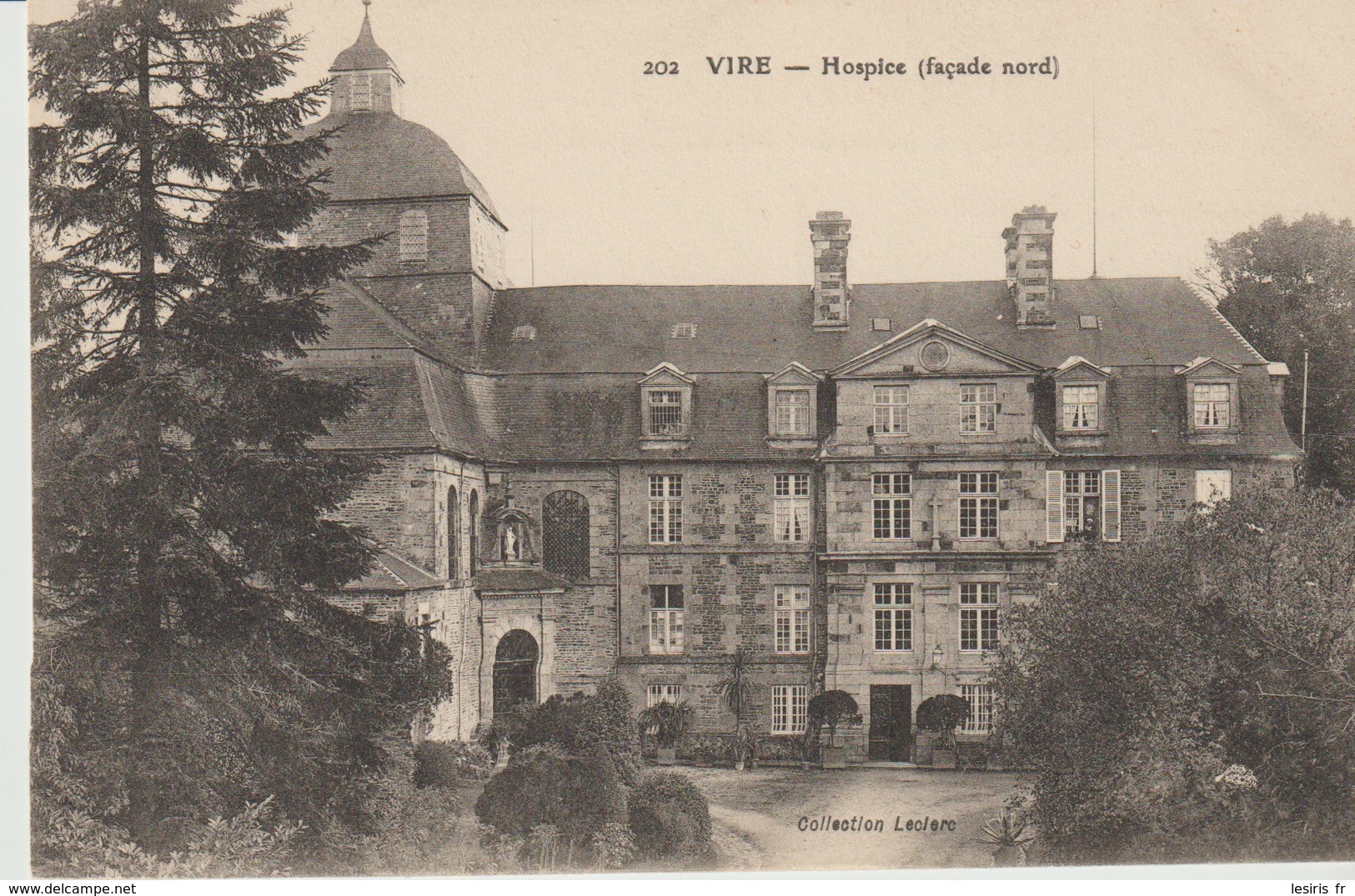 C.P.A. - VIRE - HOSPICE - FAÇADE NORD - LECLERC - 202 - - Vire