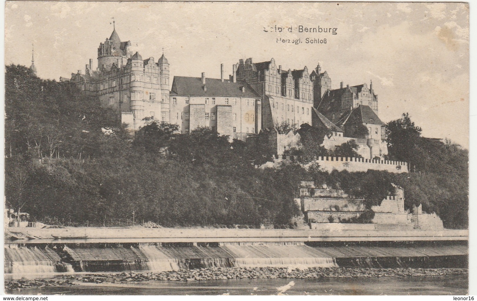 SOLBAD - BERNBURG  -  * Herzogliches SCHLOSS *  -  Verlag : Max TEICH Aus Bernburg   Nr 41 - Bernburg (Saale)