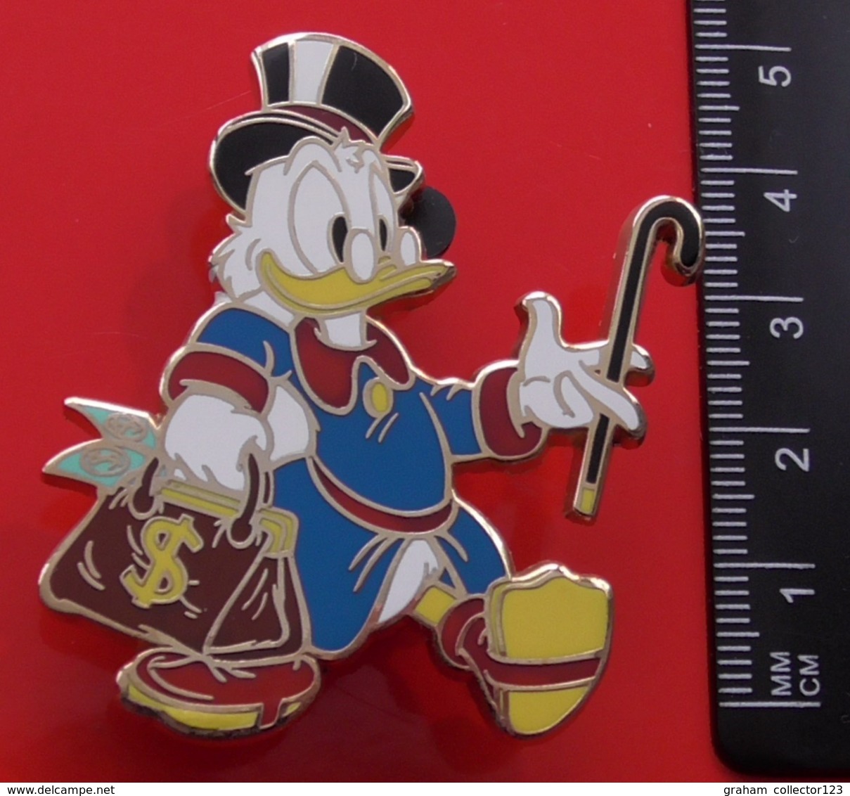 Walt Disney Disneyland Enamel Pin Badge Scrooge McDuck Character - Disney