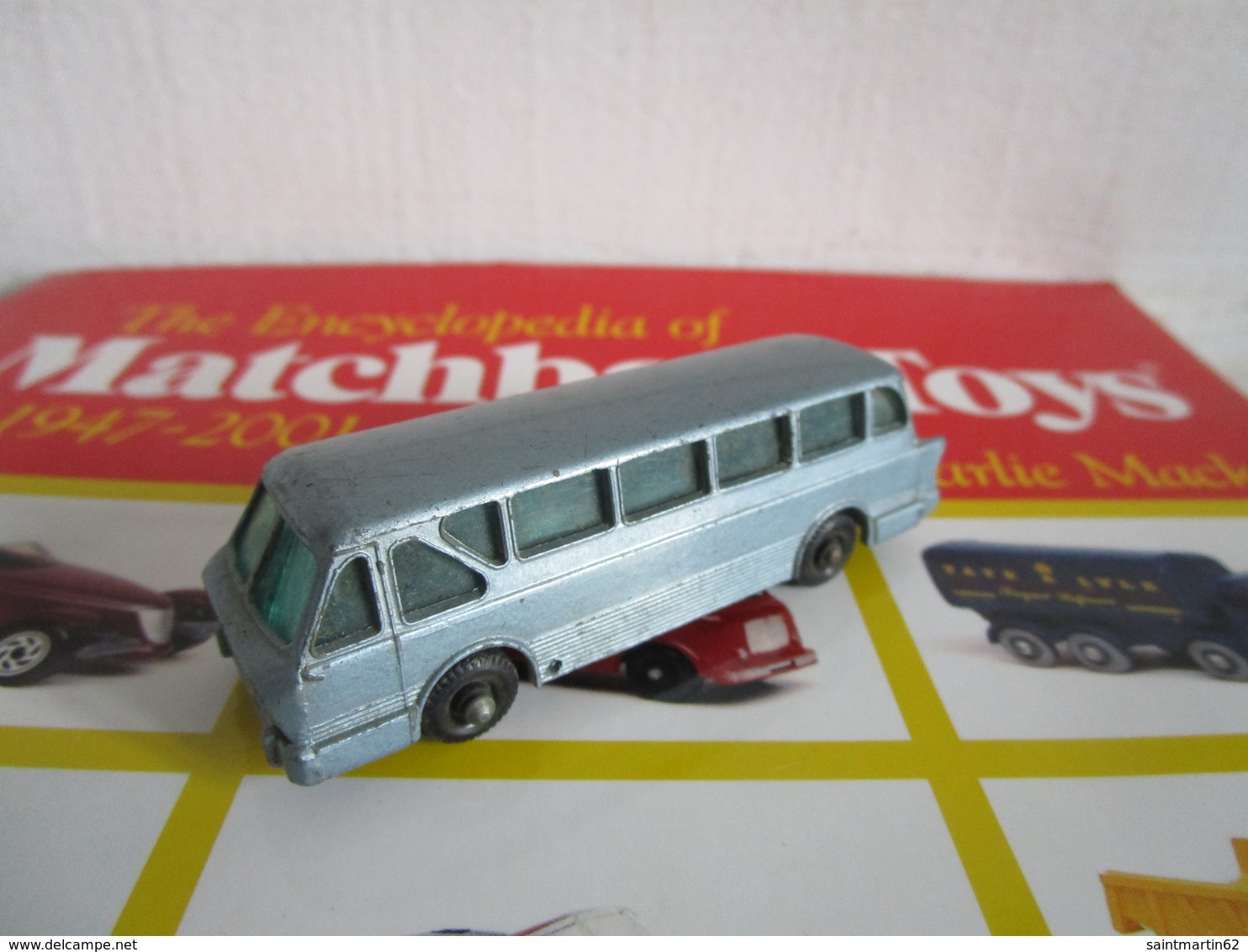 Miniature  Matchbox Leyland Royal Tiger Coach - Matchbox (Lesney)