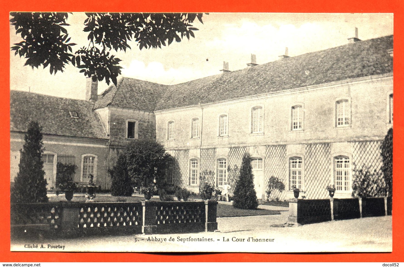 CPA 52 Abbaye De Septfontaines " La Cour D'honneur " Cliché Pourtoy N° 3 - Carte Precurseur - Prauthoy