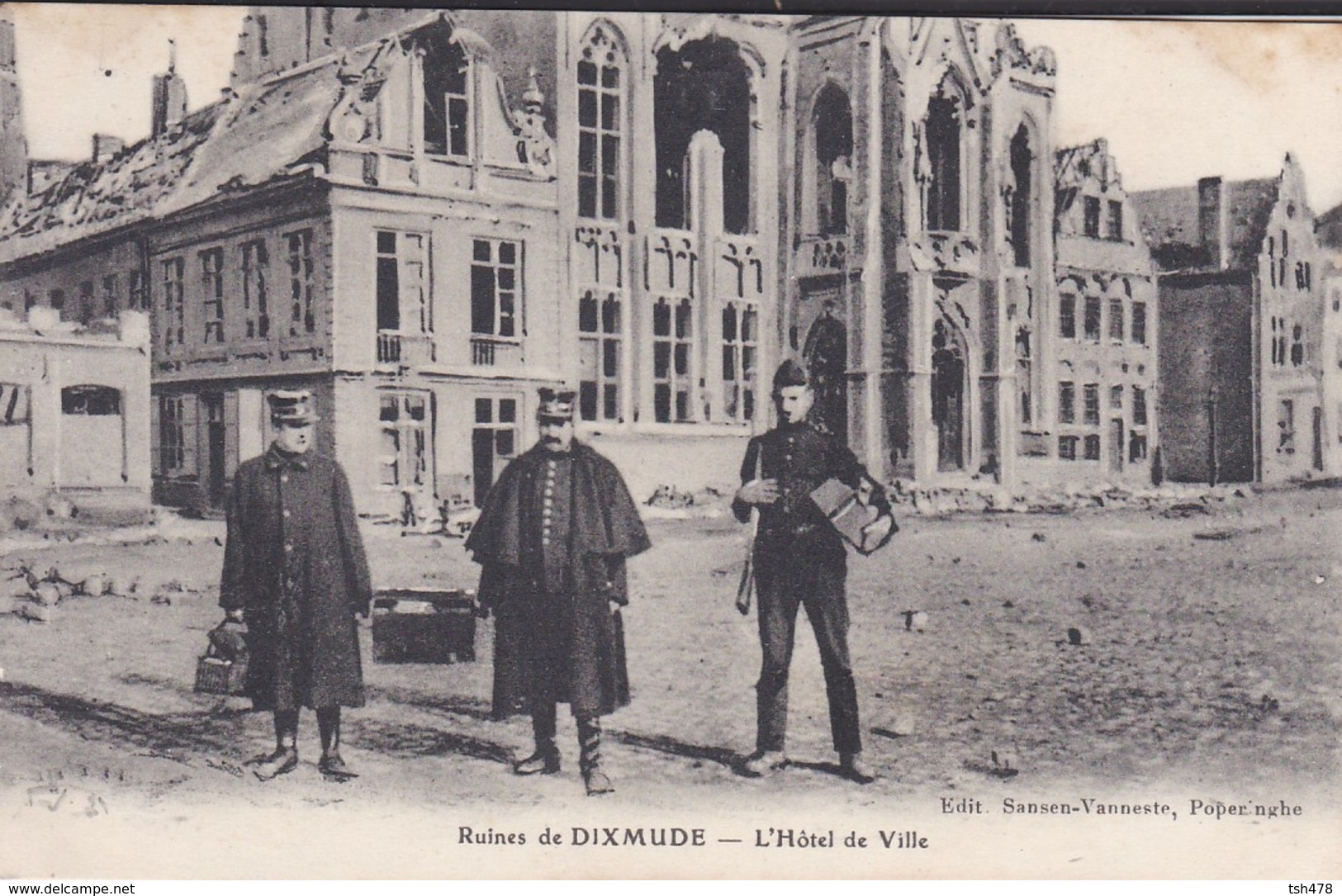 MILITARIA---BELGIQUE--DIXMUDE--ruines De Dixmude--l'hôtel De Ville--voir 2 Scans - Guerre 1914-18
