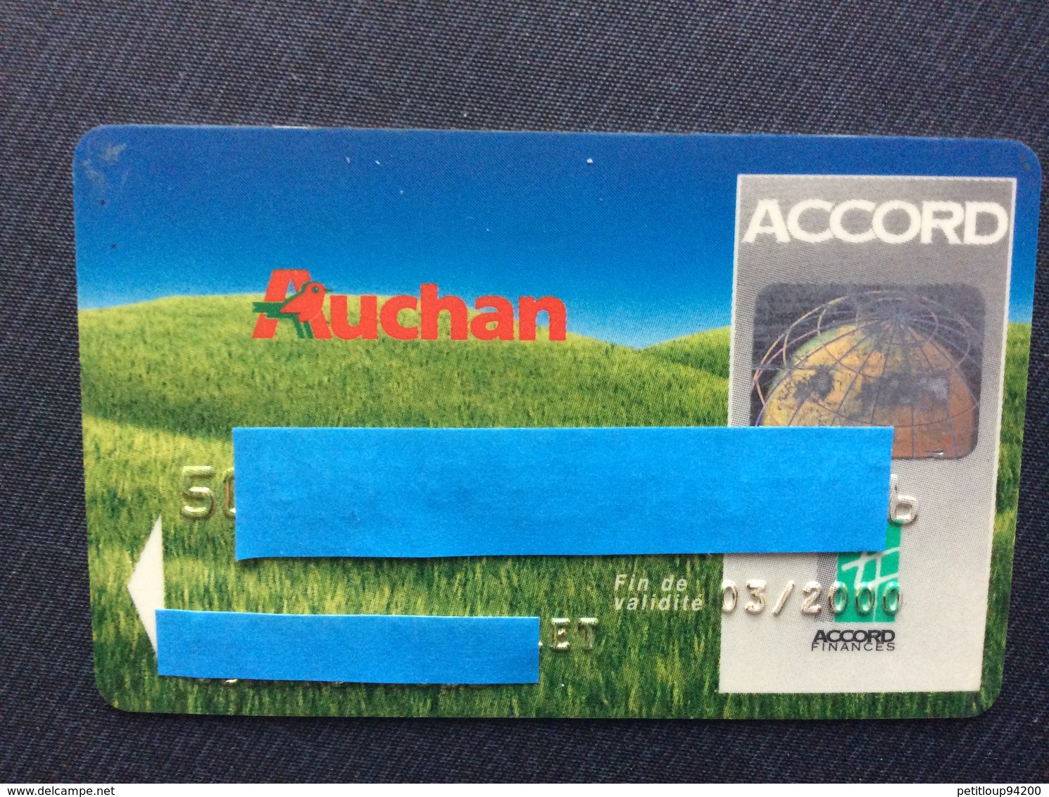 CARTE DE CRÉDIT AUCHAN  Accord - Cartes De Crédit (expiration Min. 10 Ans)