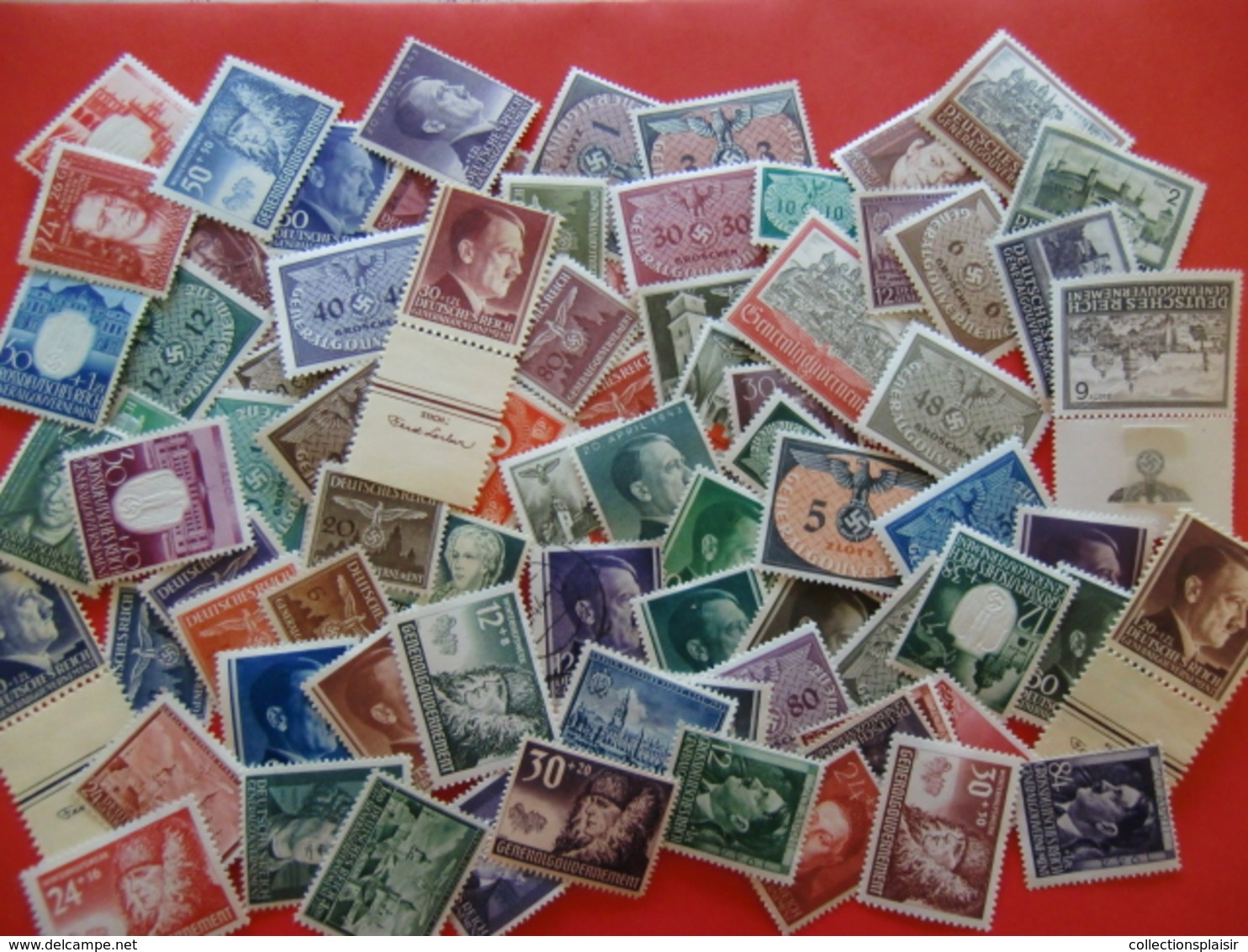 ENSEMBLE + DE 5000 TIMBRES FRANCE EUROPE ET MONDE A RANGER/LIQUIDATION