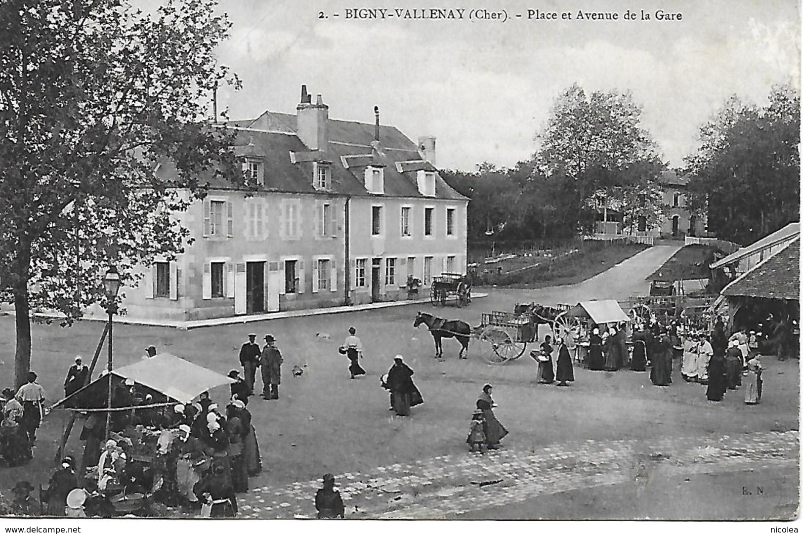 CHER - 18 - BIGNY VALLENAY - MARCHE SUR LA PLACE ET AVENUE DE LA GARE - EDITEUR E.N. - Autres & Non Classés