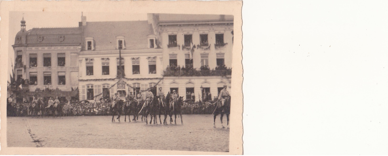 Tienen: Grote Markt. (fotokaart) - Tienen