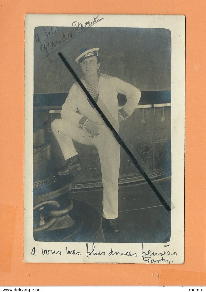 Carte Photo Abîmée -  Marin , Marins , Marine , Uniforme -( Vergniaud ) - Uniformi